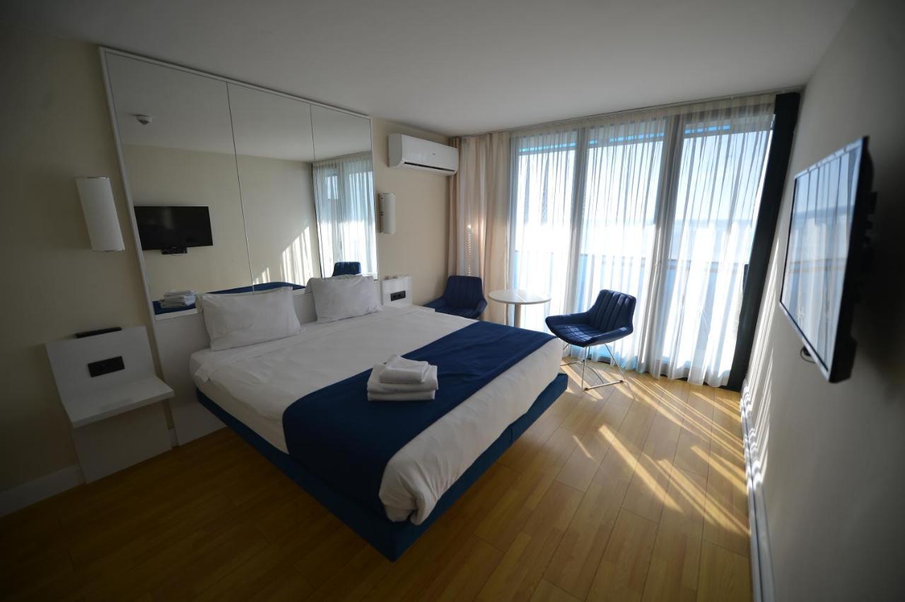 Orbi City Twins Tower Batumi Eksteriør billede