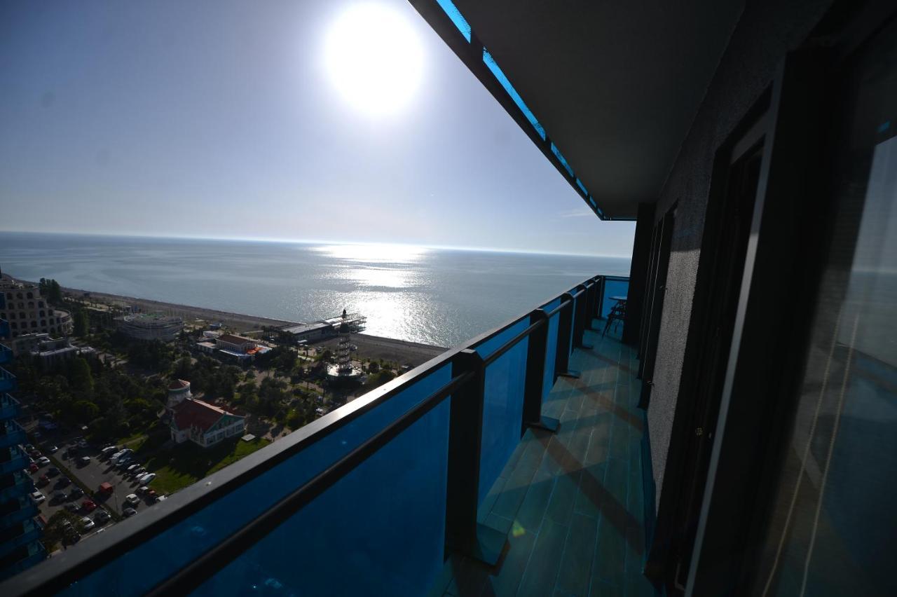 Orbi City Twins Tower Batumi Eksteriør billede